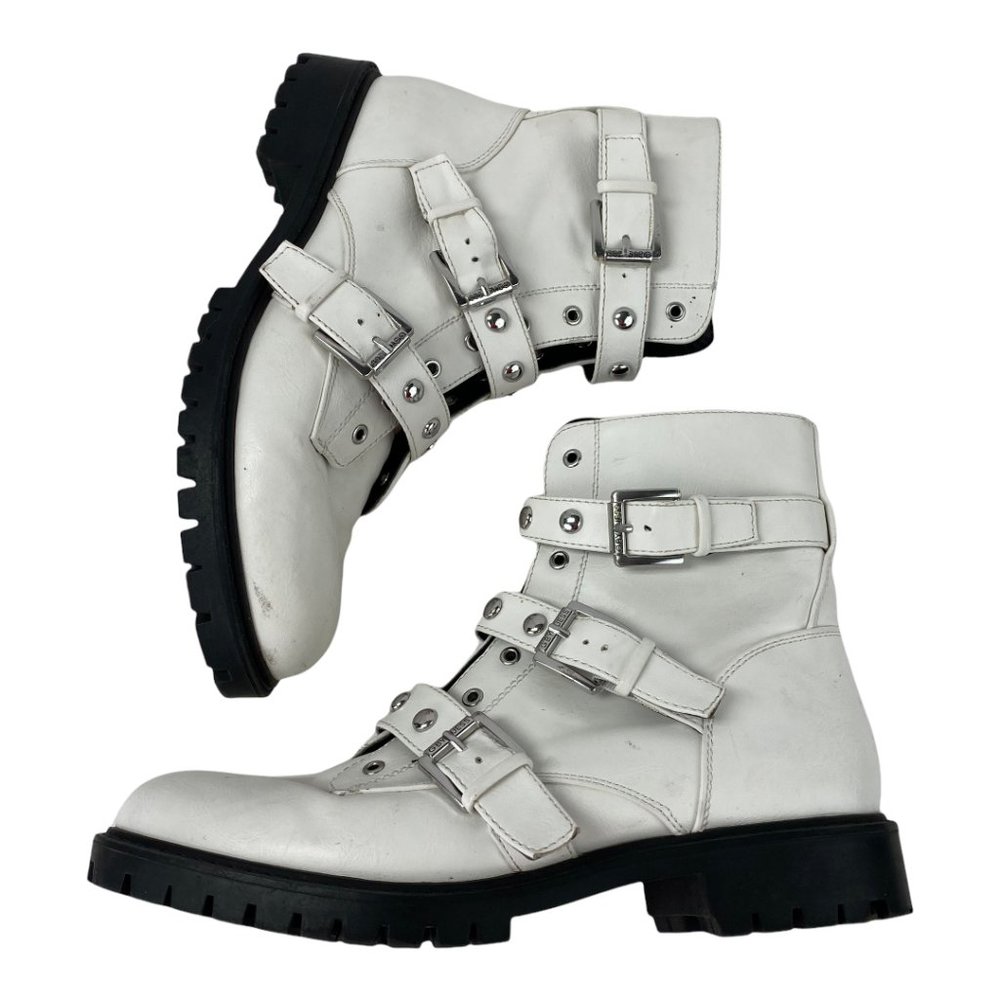 White Vegan Leather Combat Moto Boots Lug Sole Buckle Strap w/ Studs Sz 9 Guess